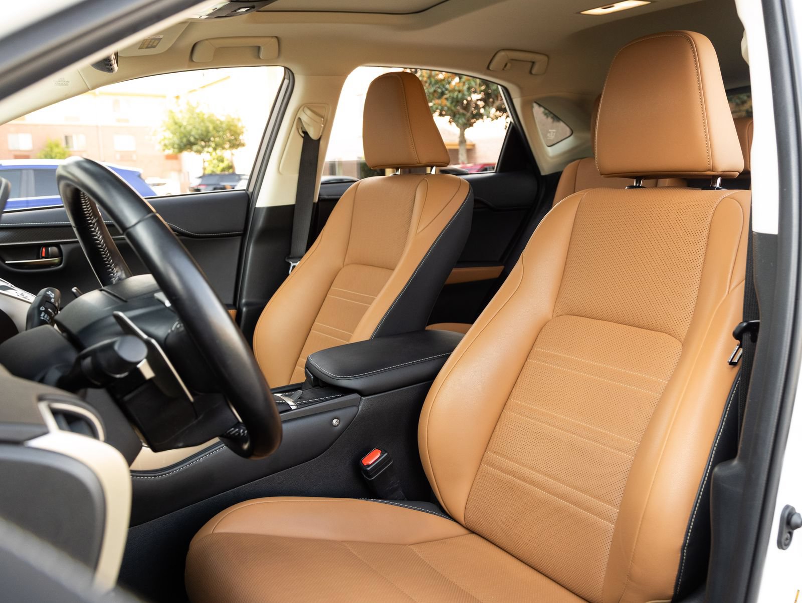 Used 2020 Lexus NX 300 FWD w/ Comfort Package image 4