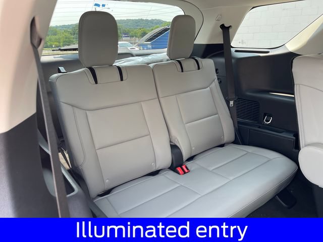 New 2026 Ford Explorer Active w/ Active Comfort Package AWD/4WD image 32