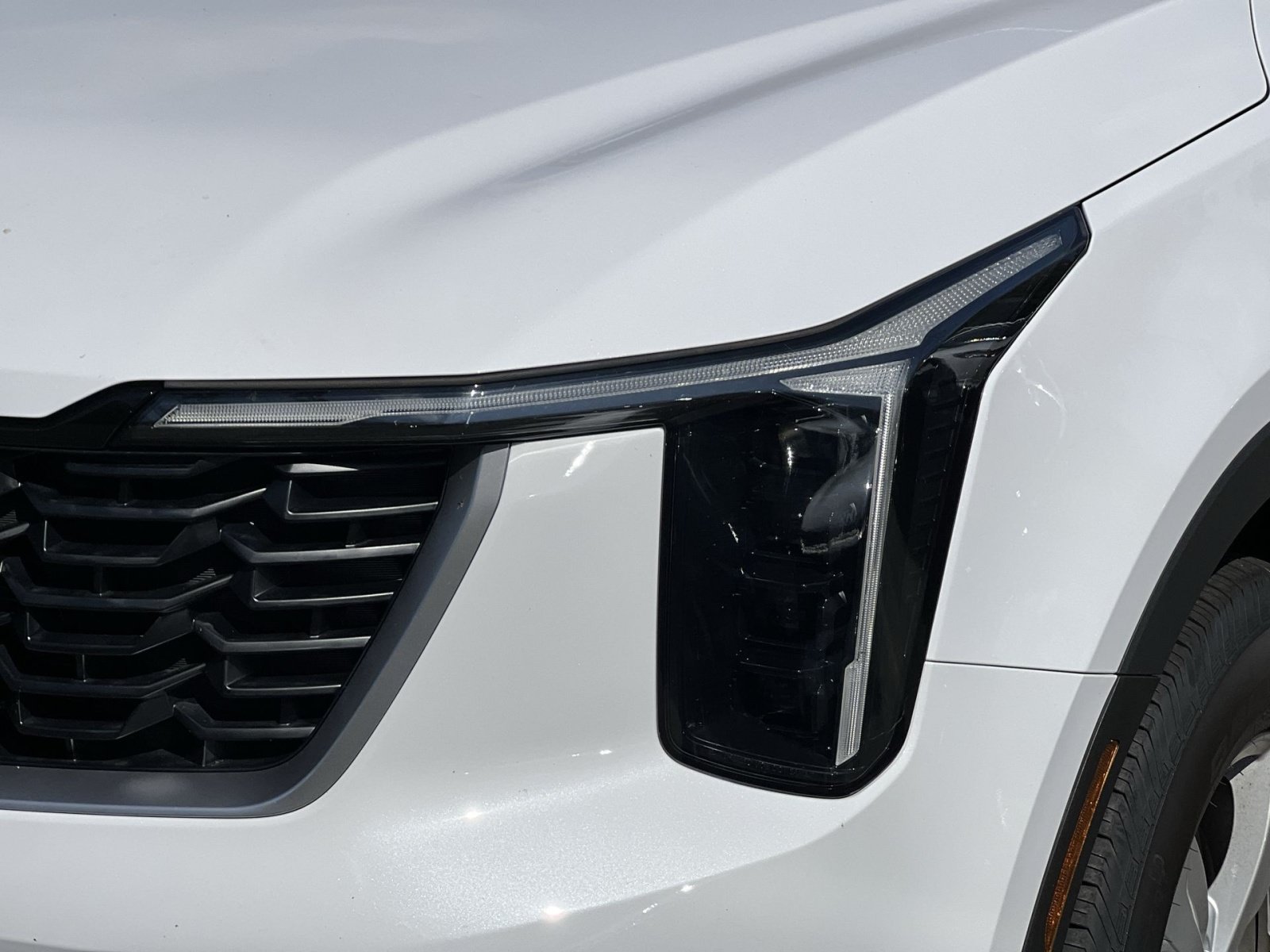 New 2026 Kia Sorento LX FWD image 13