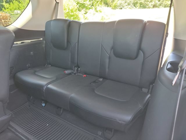 Used 2016 INFINITI QX80 4WD w/ Deluxe Technology Package image 42