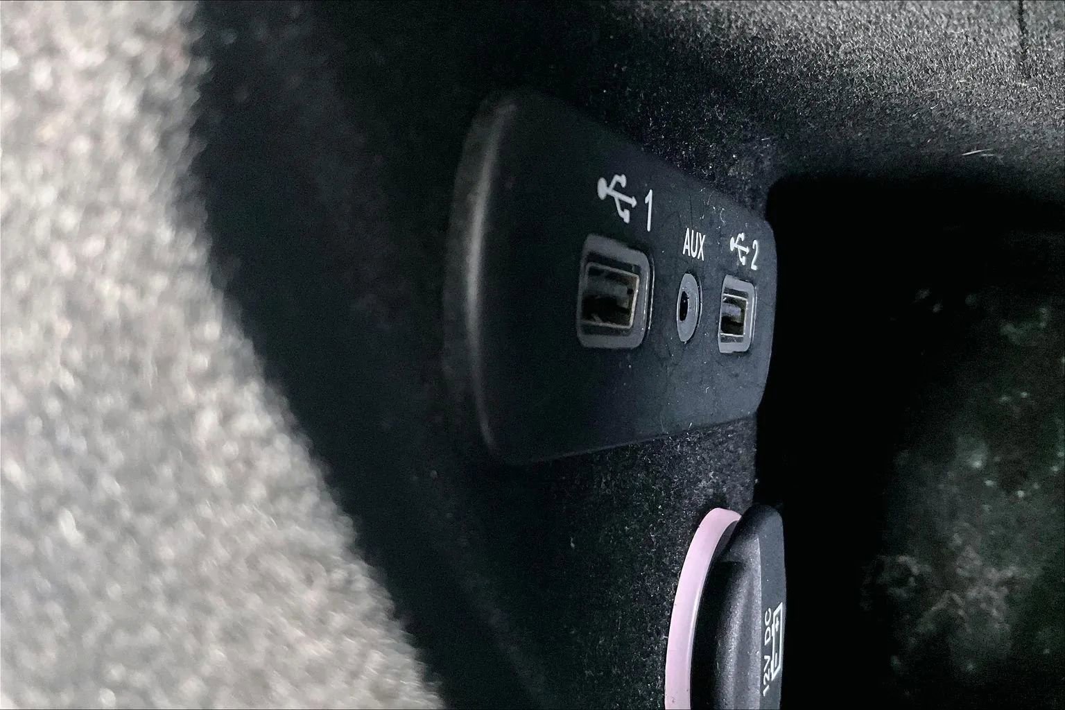 Used 2019 Dodge Challenger SXT RWD image 25