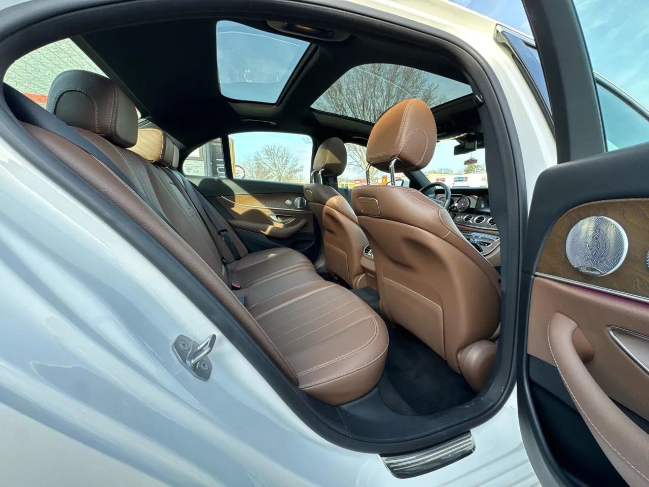 Used 2018 Mercedes-Benz E 300 image 31