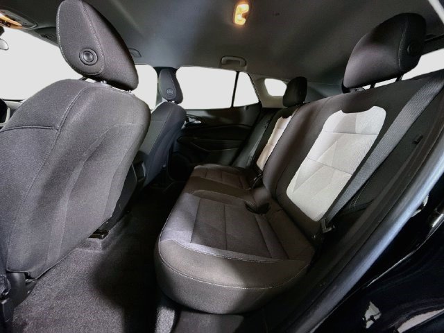 Used 2024 Chevrolet Trax LS w/ LS Convenience Package FWD image 23