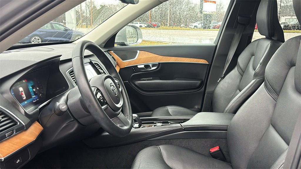 Certified 2023 Volvo XC90 B6 Core w/ Climate Package image 26