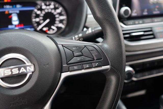 Used 2023 Nissan Altima 2.5 SV image 23