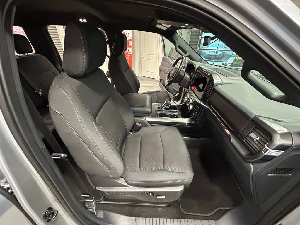 Used 2022 Ford F150 XLT w/ Equipment Group 302A High image 39