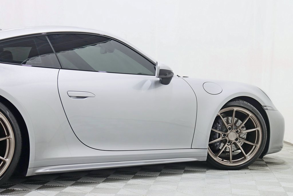 Used 2023 Porsche 911 Carrera image 10