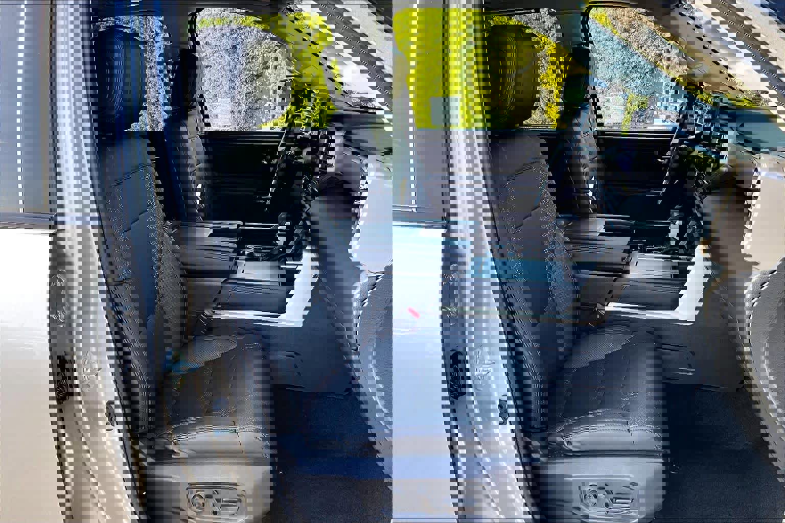 Used 2024 Toyota Sequoia Limited image 8