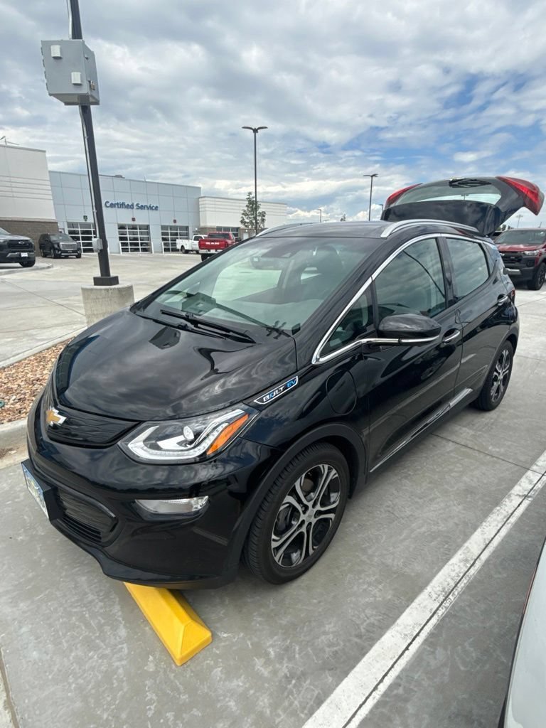 Used 2020 Chevrolet Bolt Premier w/ Infotainment Package FWD video 1