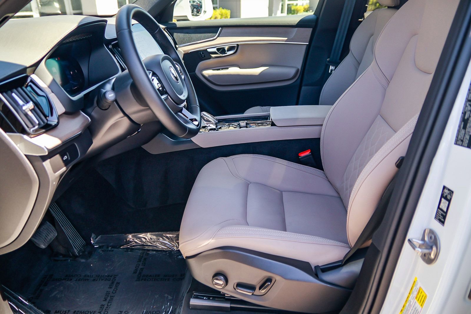 Used 2026 Volvo XC90 B5 Core image 20