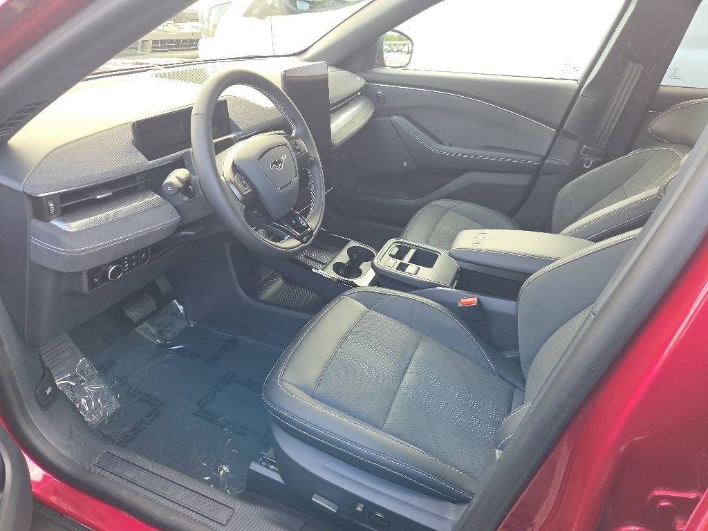 Used 2025 Ford Mustang Mach-E GT AWD/4WD image 3