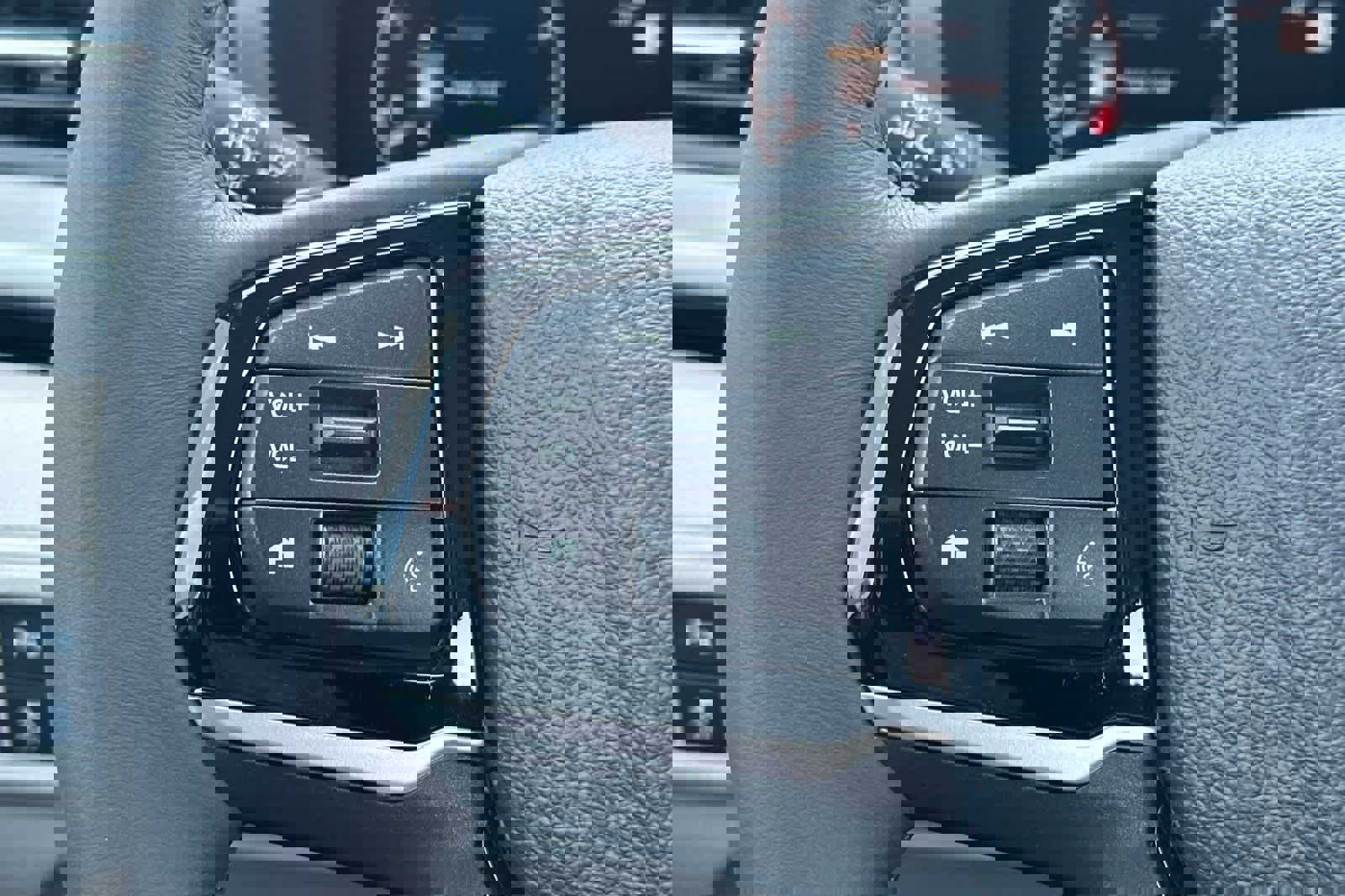 New 2026 Honda Odyssey Touring image 28