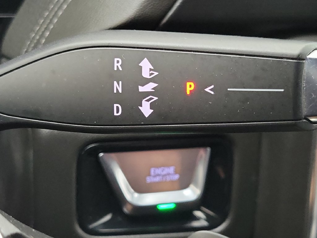 Certified 2025 GMC Yukon Denali AWD/4WD image 18