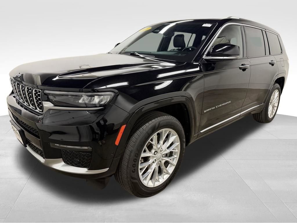 Used 2021 Jeep Grand Cherokee L Summit w/ Luxury Tech Group V image 3