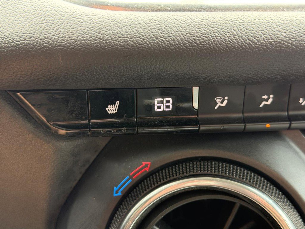 Used 2019 Chevrolet Blazer LT FWD image 20