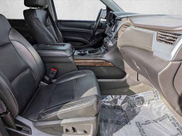 Used 2017 Chevrolet Suburban LT image 26