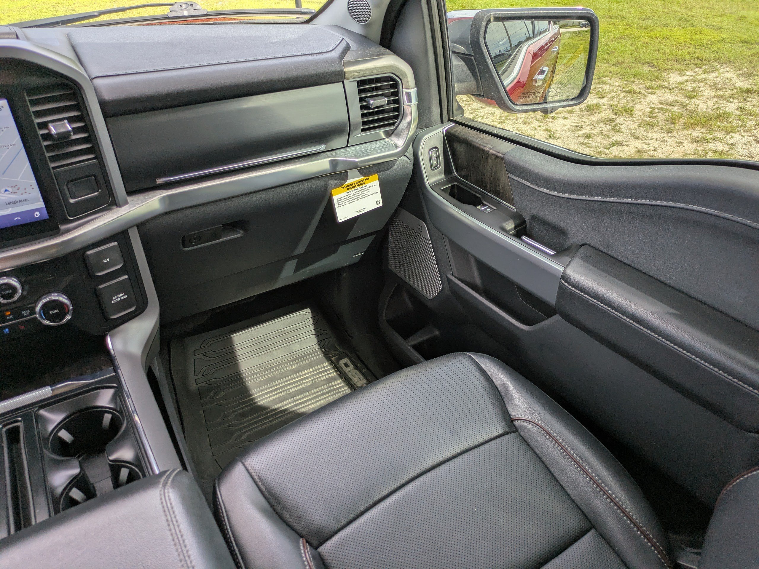 Used 2023 Ford F150 Lariat w/ Equipment Group 502A High AWD/4WD image 16