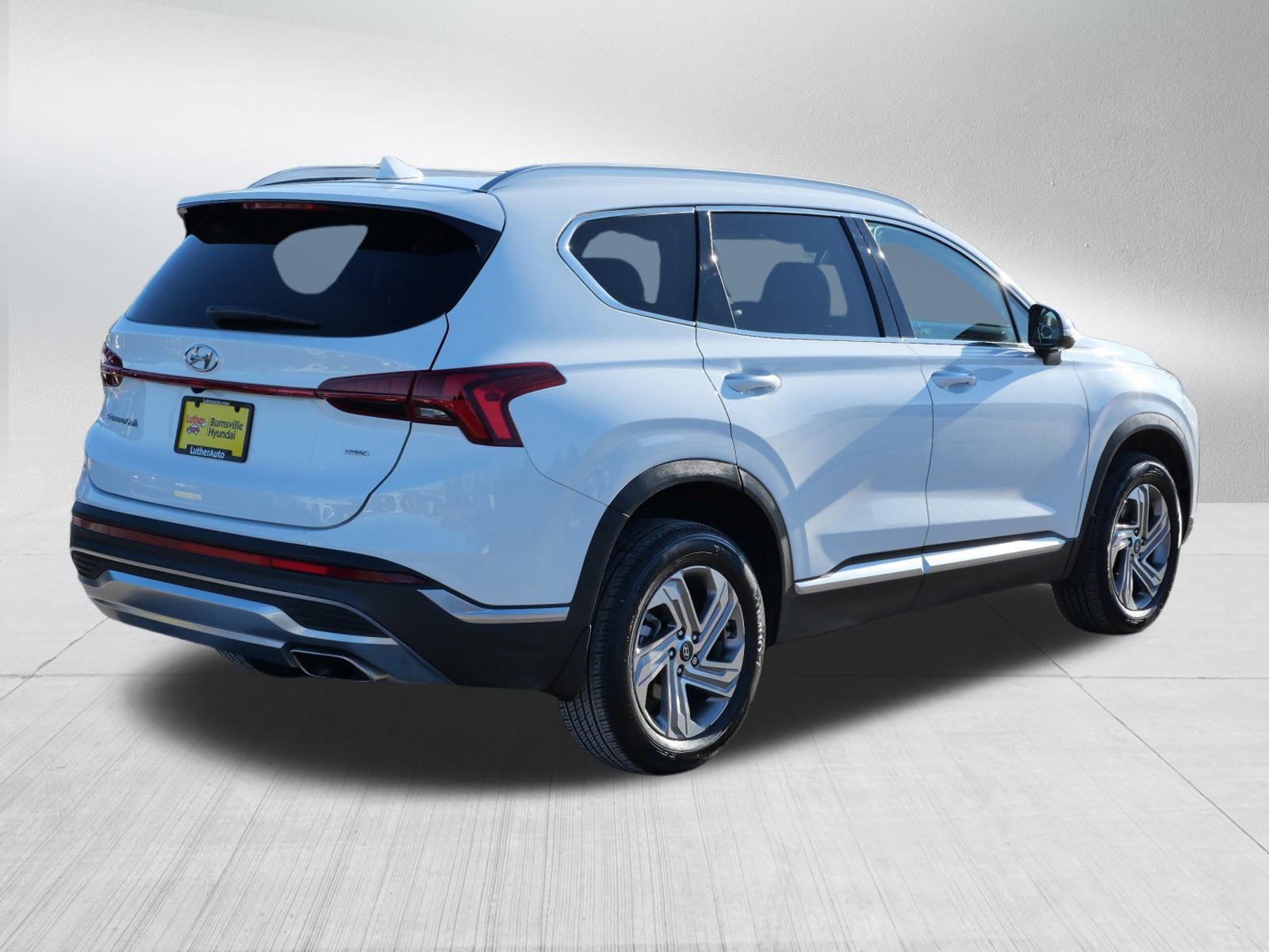Certified 2023 Hyundai Santa Fe SEL w/ Premium Package image 7