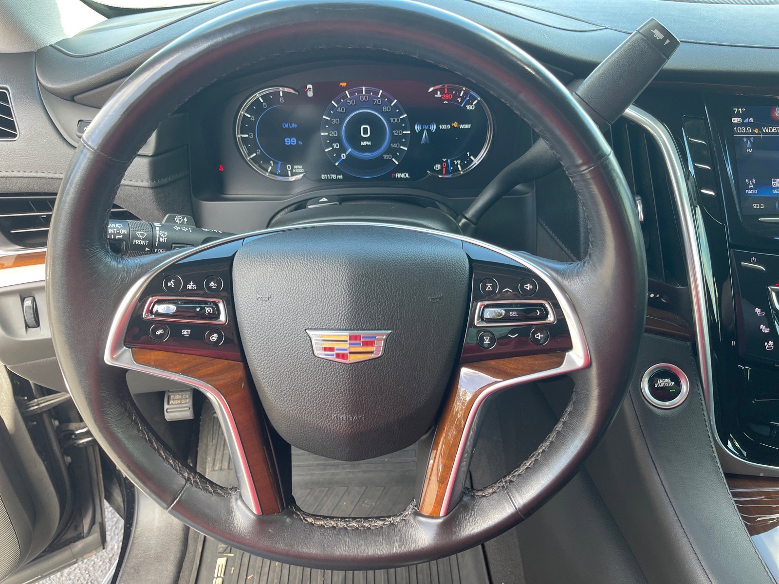 Used 2020 Cadillac Escalade ESV Luxury image 7