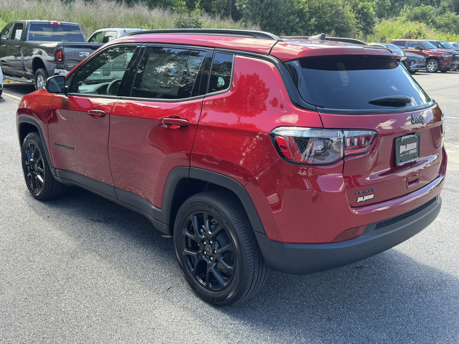 New 2026 Jeep Compass Latitude AWD/4WD image 7