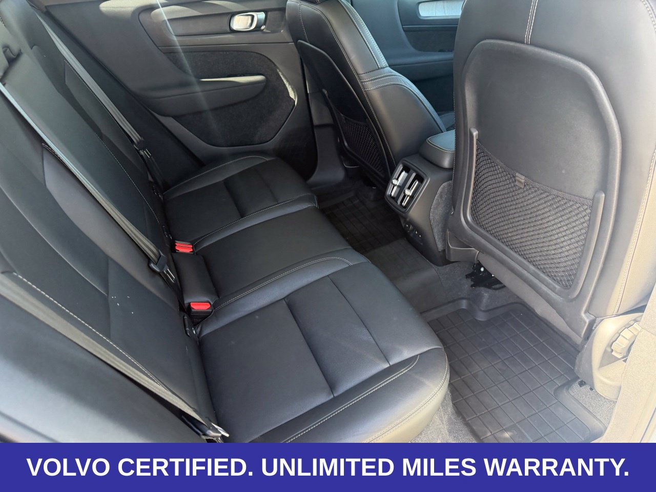 Certified 2024 Volvo XC40 B5 Core w/ Protection Package Premier AWD/4WD image 38