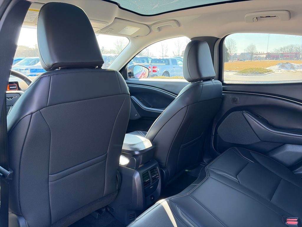 Used 2025 Ford Mustang Mach-E Premium image 35