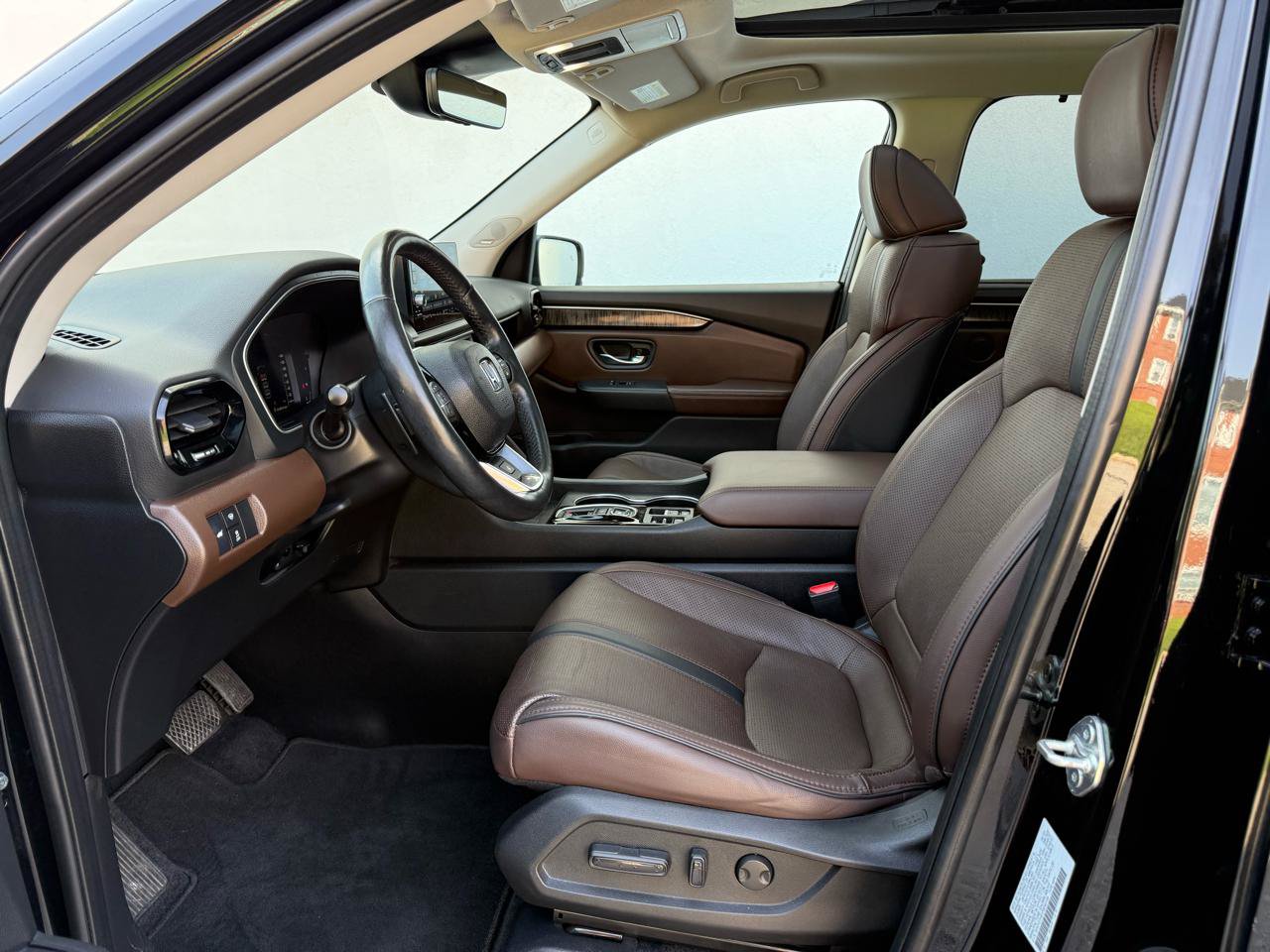 Used 2023 Honda Pilot Elite image 41