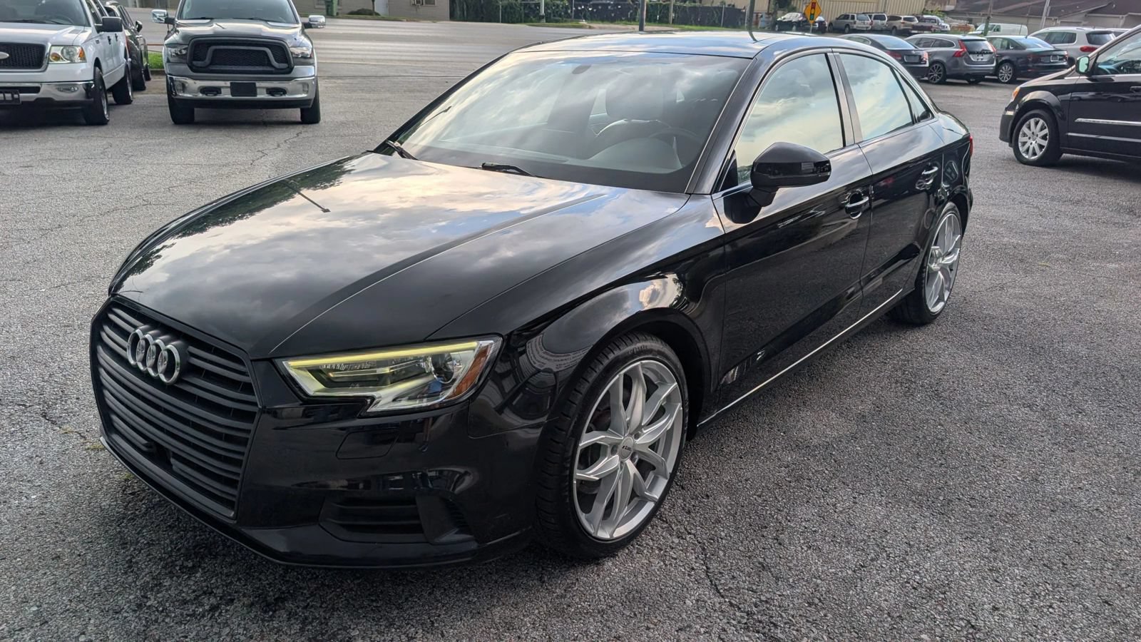 Used 2019 Audi A3 2.0T Titanium w/ Convenience Package FWD image 7