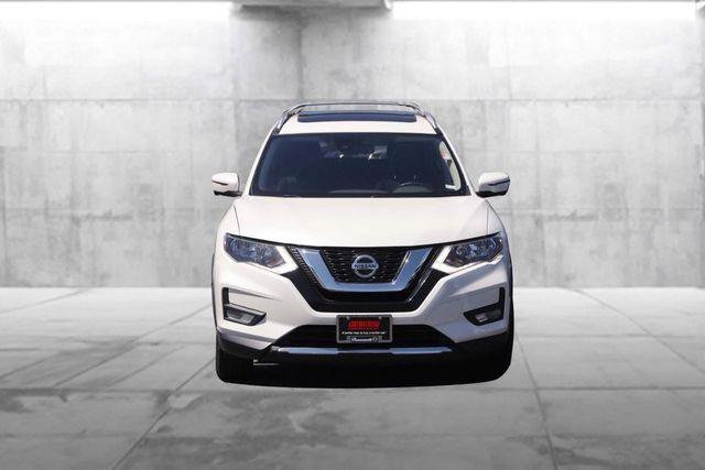 Used 2020 Nissan Rogue SV w/ Sun & Sound Touring Package AWD/4WD image 4