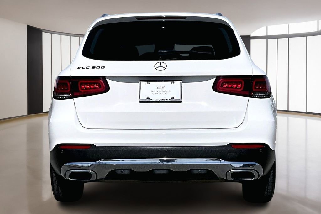 Used 2022 Mercedes-Benz GLC 300 image 4