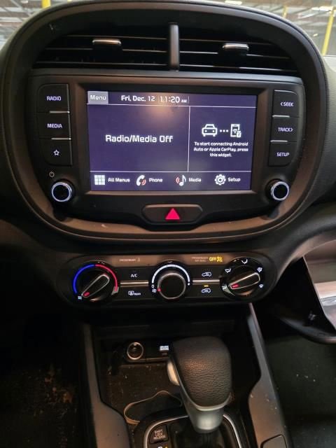 Used 2024 Kia Soul LX w/ Option Group 015 image 2