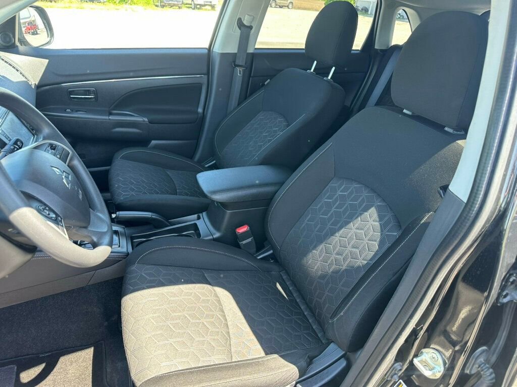 Used 2022 Mitsubishi Outlander Sport ES AWD/4WD image 9