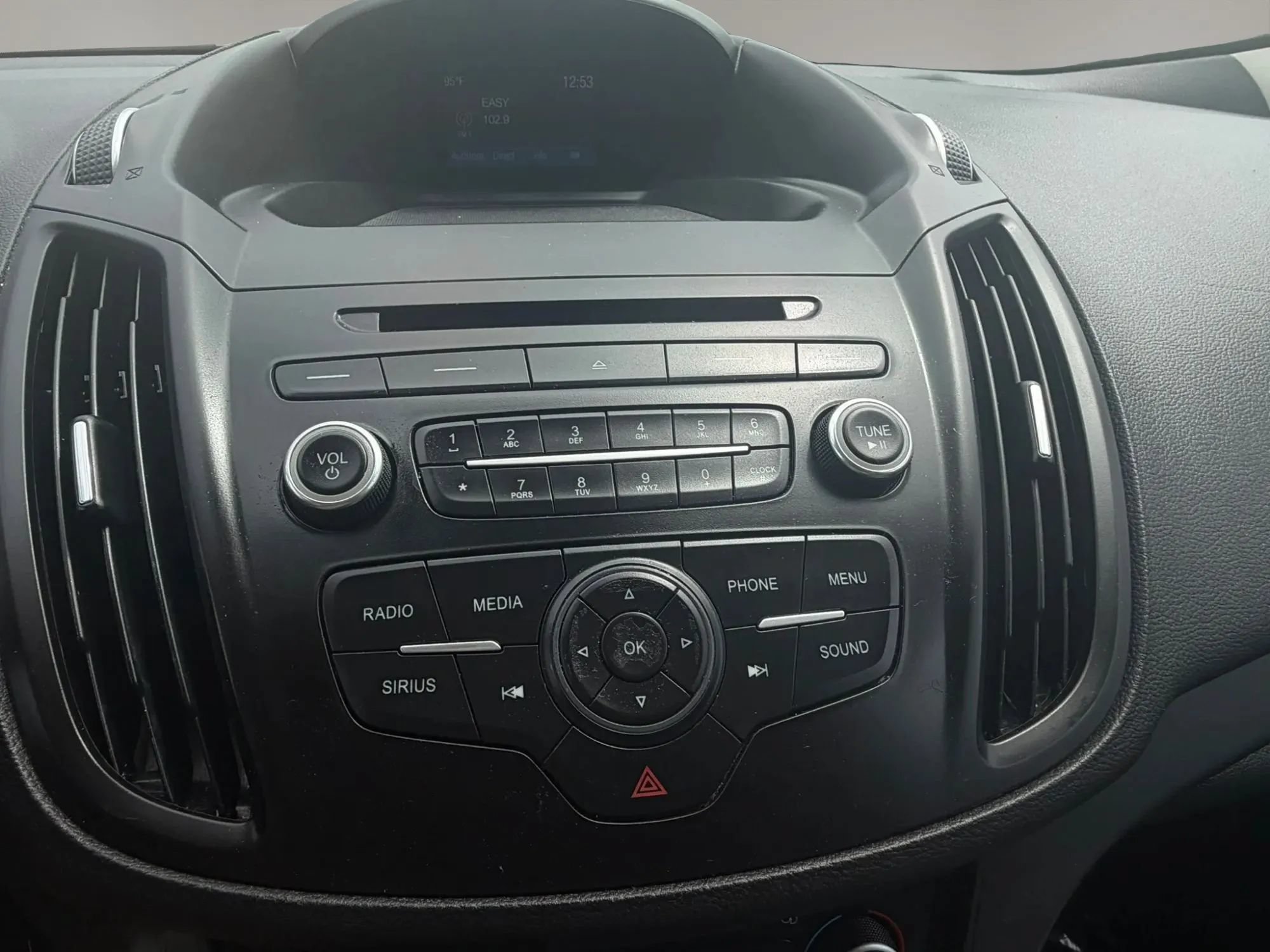 Used 2018 Ford Escape SE FWD image 21