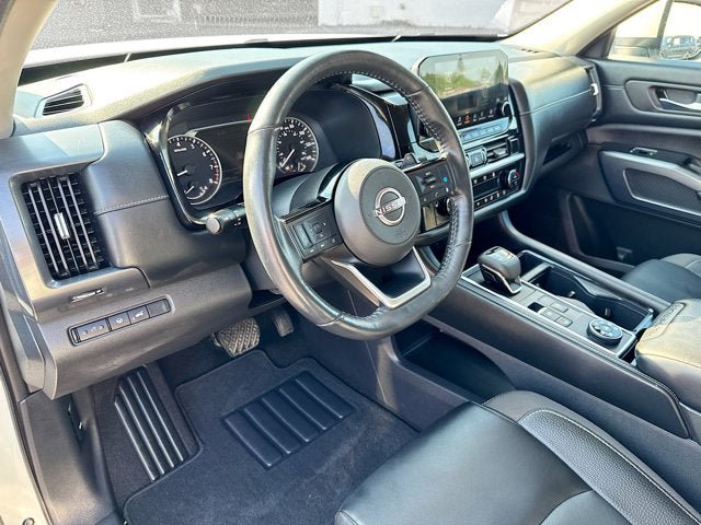 Certified 2023 Nissan Pathfinder SL AWD/4WD image 9