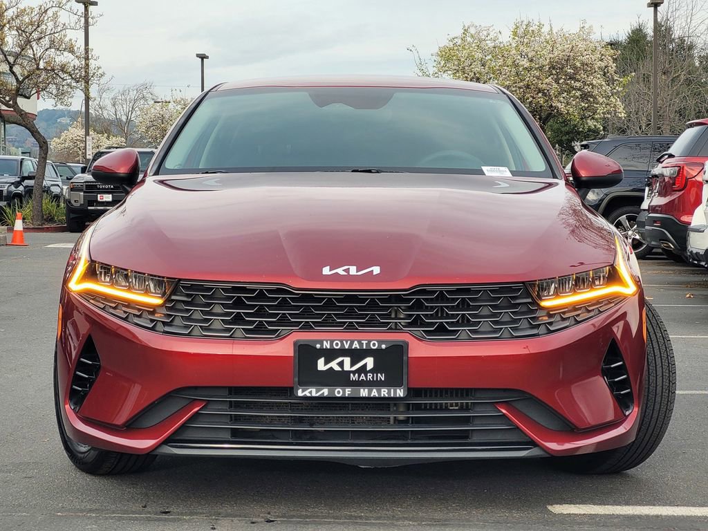 Used 2022 Kia K5 LX image 2