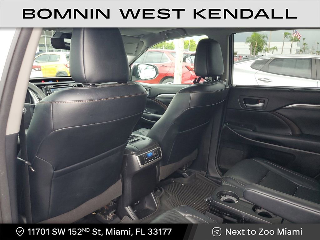 Used 2017 Toyota Highlander Limited image 20