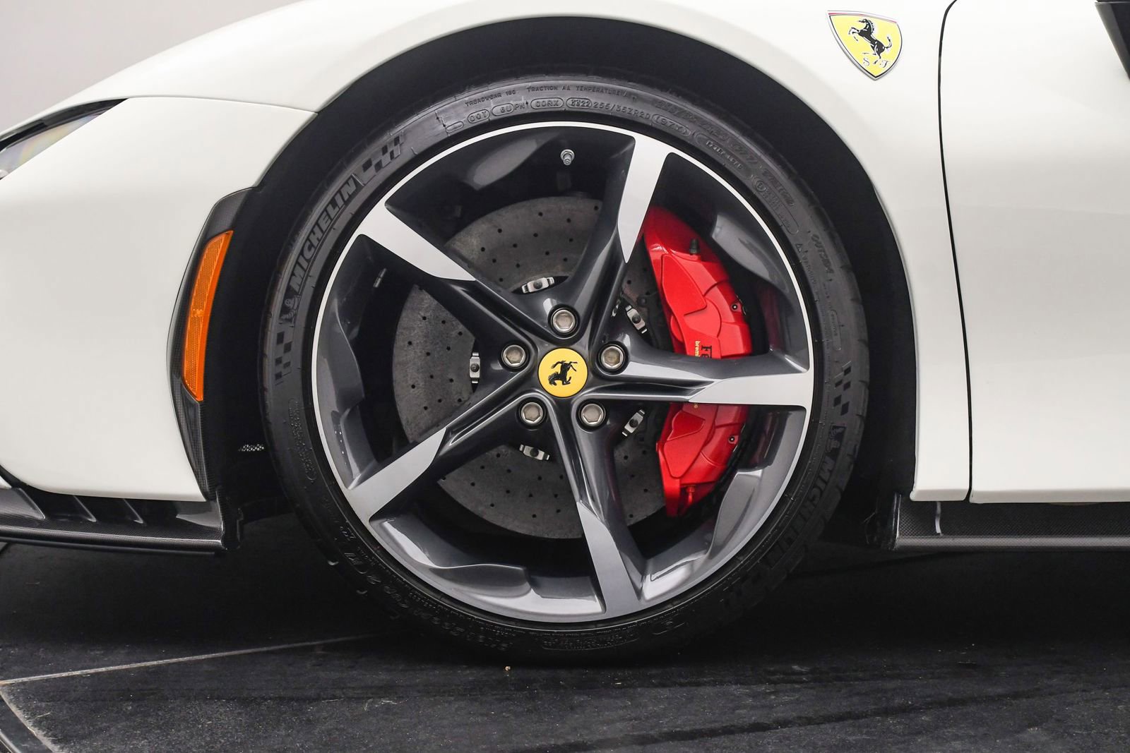 Used 2023 Ferrari SF90 Spider Bianco Avus image 33