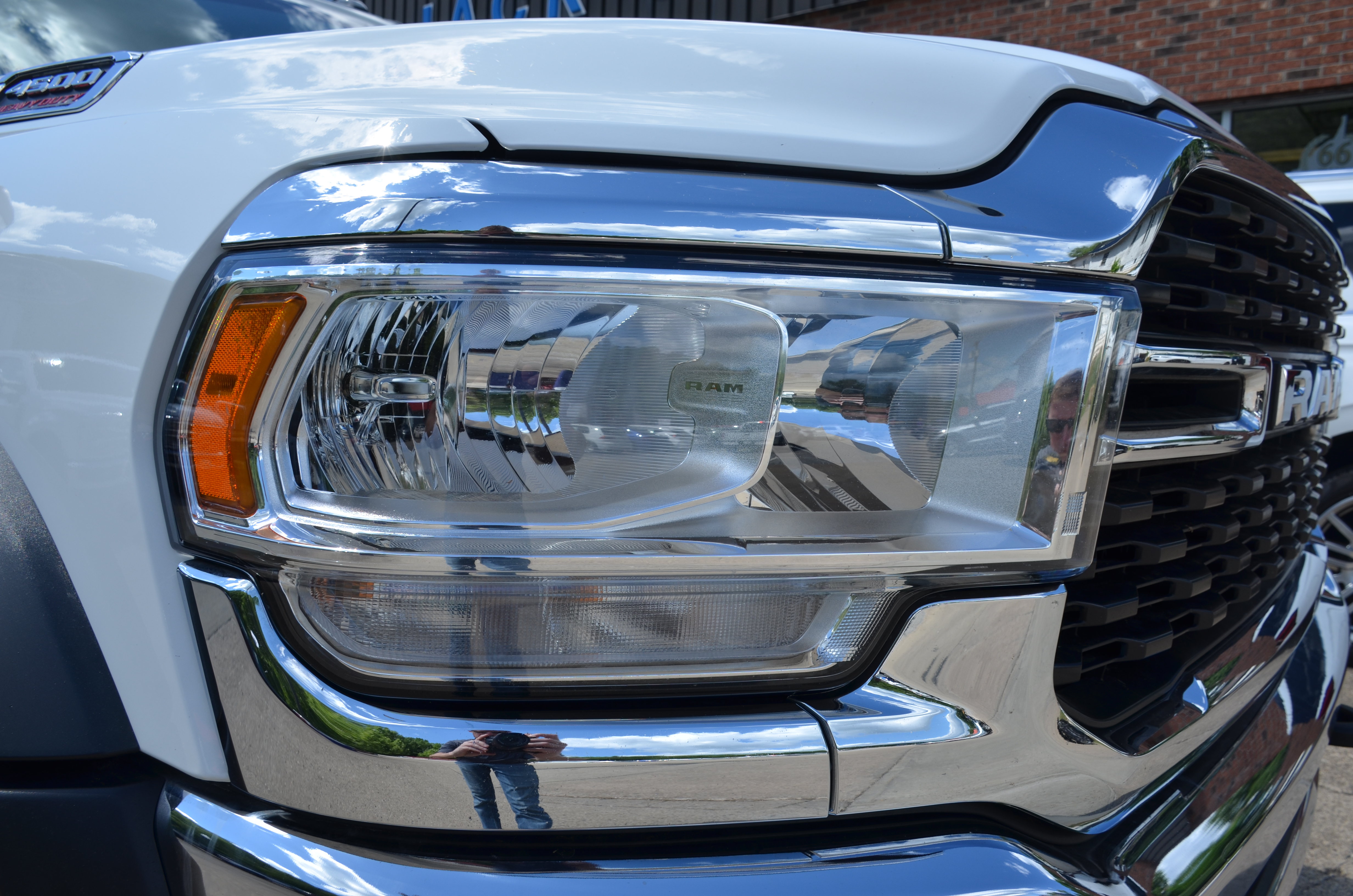 Used 2024 RAM 4500 SLT w/ Quick Order Package 2YG SLT AWD/4WD image 7