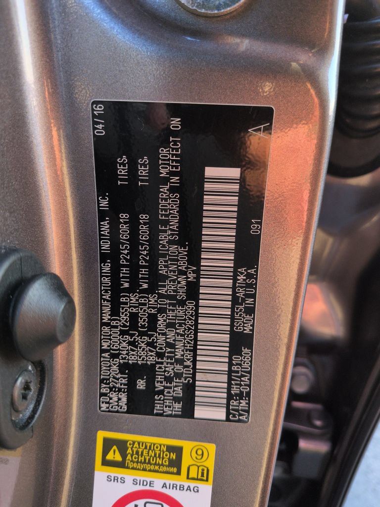 Used 2016 Toyota Highlander XLE AWD/4WD image 29