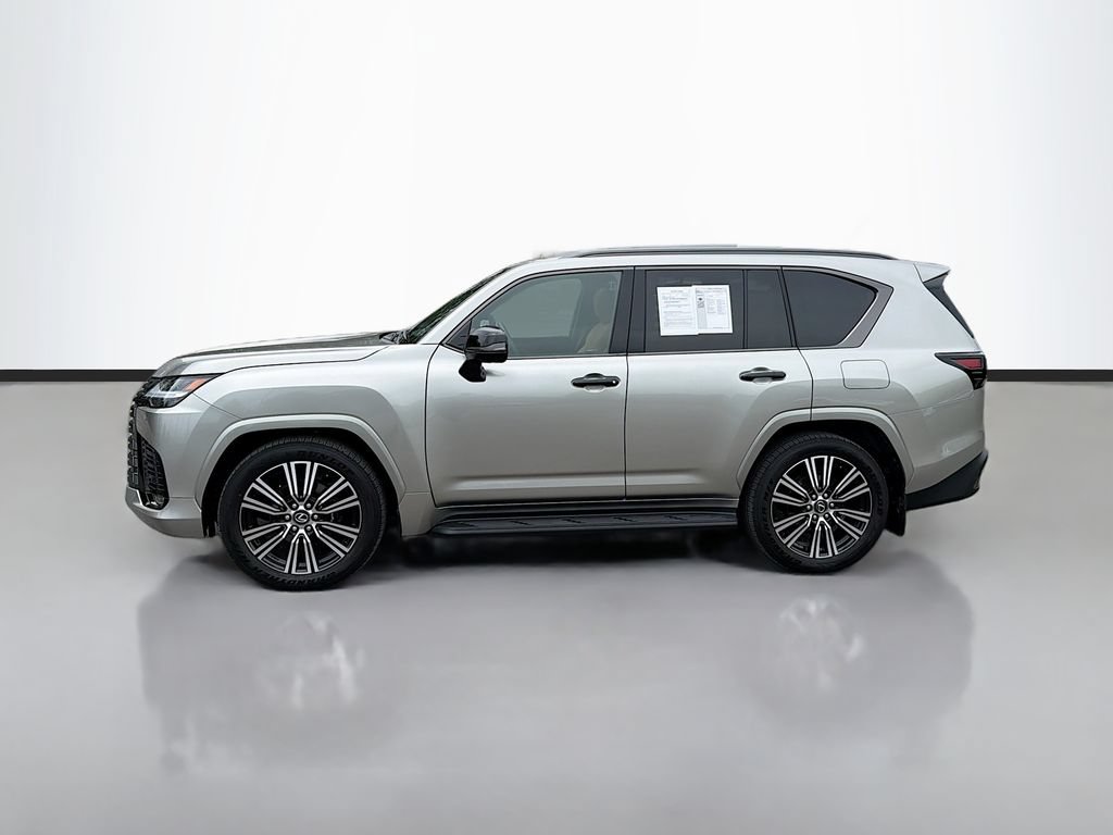Used 2025 Lexus LX 600 4WD w/ Appearance Package image 8