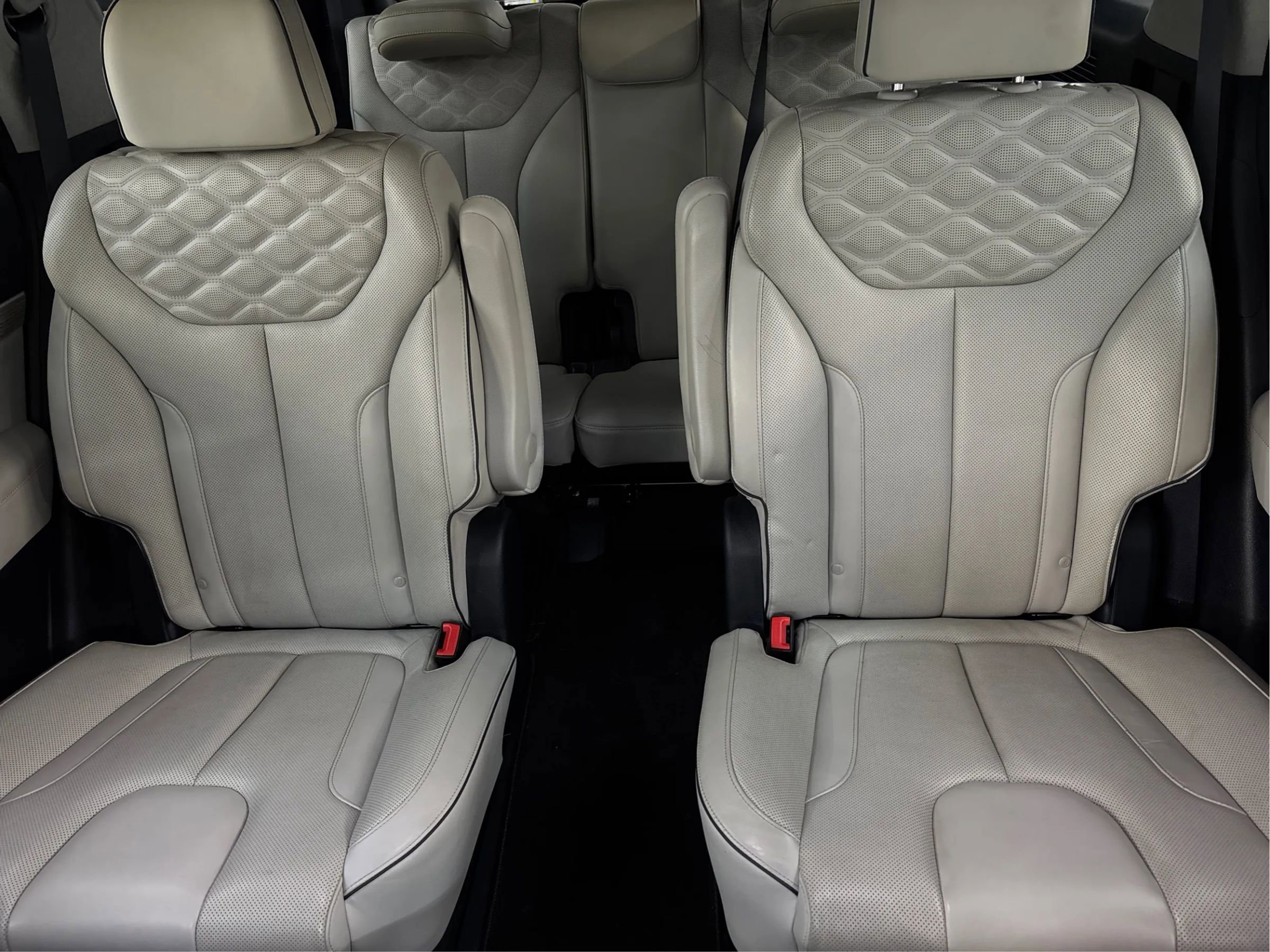 Used 2021 Hyundai Palisade Limited AWD/4WD image 47