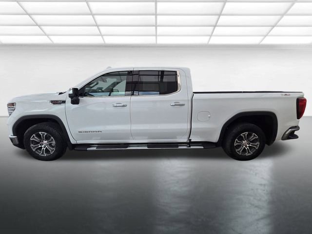 Used 2023 GMC Sierra 1500 SLT w/ SLT Convenience Package image 2
