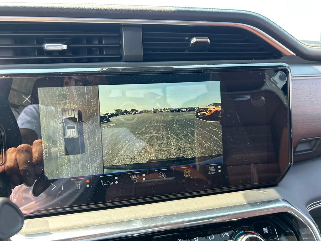 New 2026 GMC Sierra 2500 Denali Ultimate AWD/4WD image 26