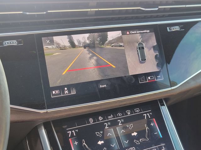 Used 2020 Audi Q8 Prestige w/ Prestige Package image 18