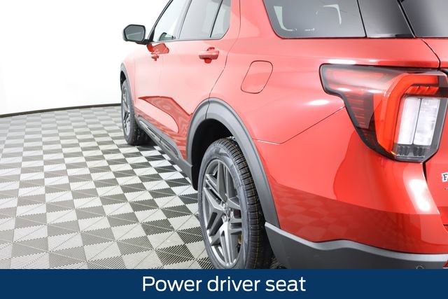 New 2026 Ford Explorer ST-Line w/ ST-Line Street Pack image 20
