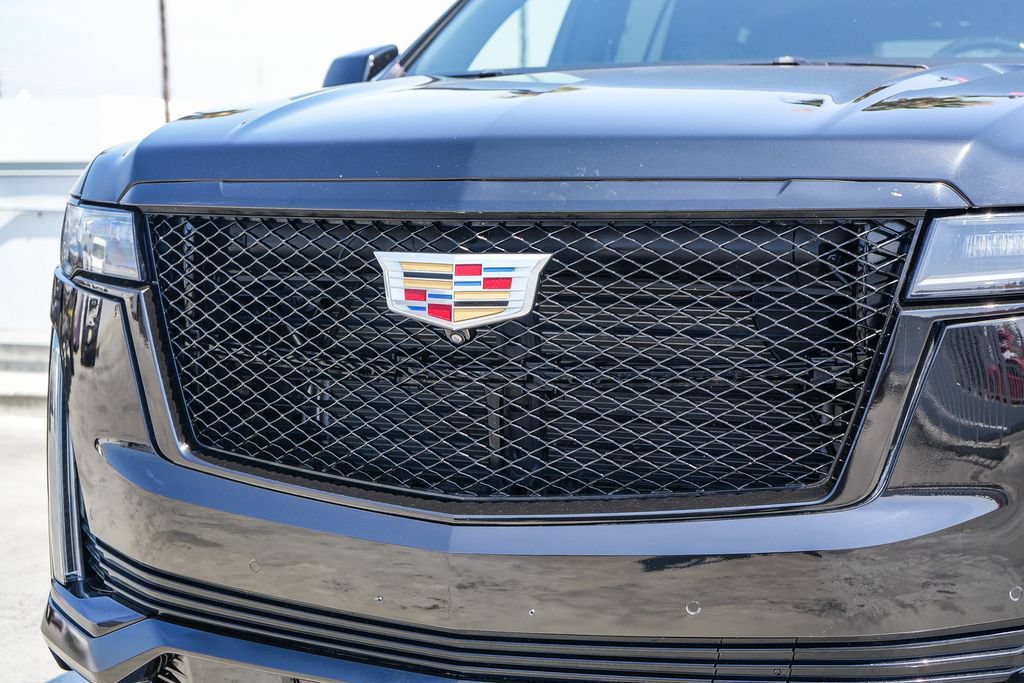 Used 2024 Cadillac Escalade Sport AWD/4WD image 6