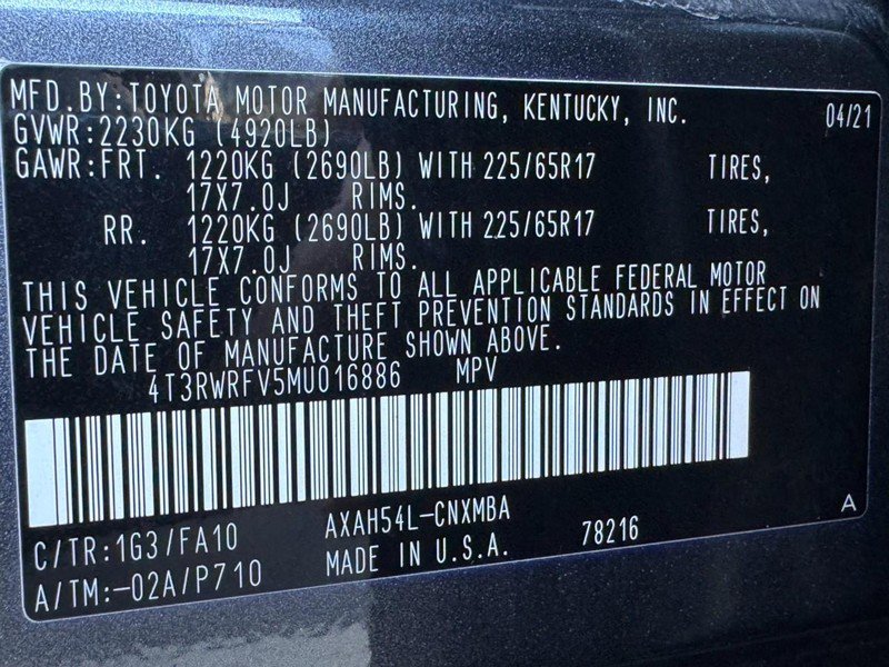 Used 2021 Toyota RAV4 XLE w/ Convenience Package image 24