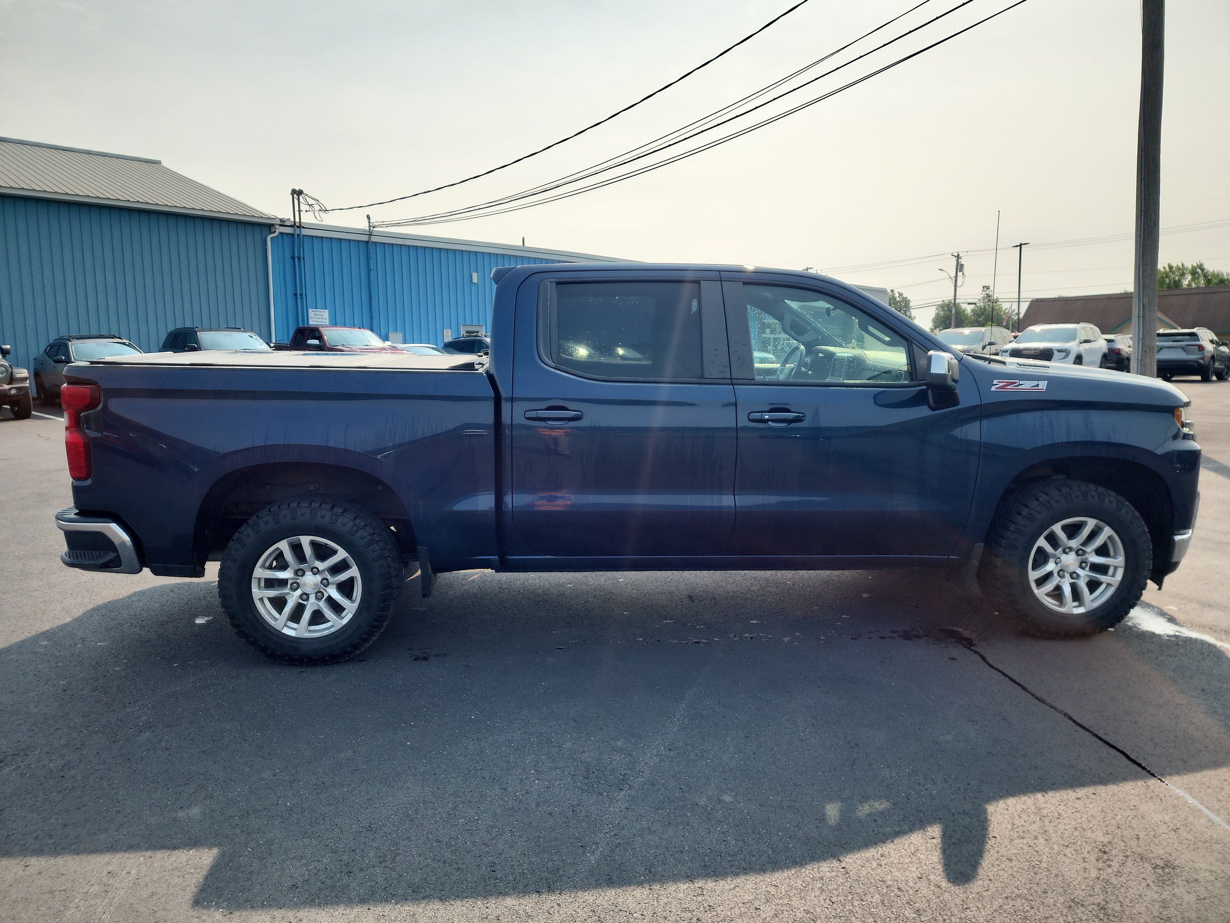 Certified 2021 Chevrolet Silverado 1500 LT w/ Diesel Off-Road Package AWD/4WD image 9