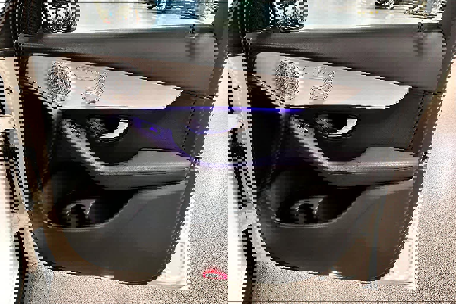 Used 2021 Mercedes-Benz GLC 300 GLC 300 image 23