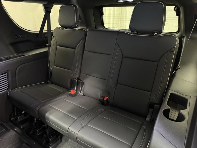 New 2026 Chevrolet Suburban Premier image 14